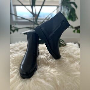 Franco Sarto Women’s Kids Leather Winter Boots size 5